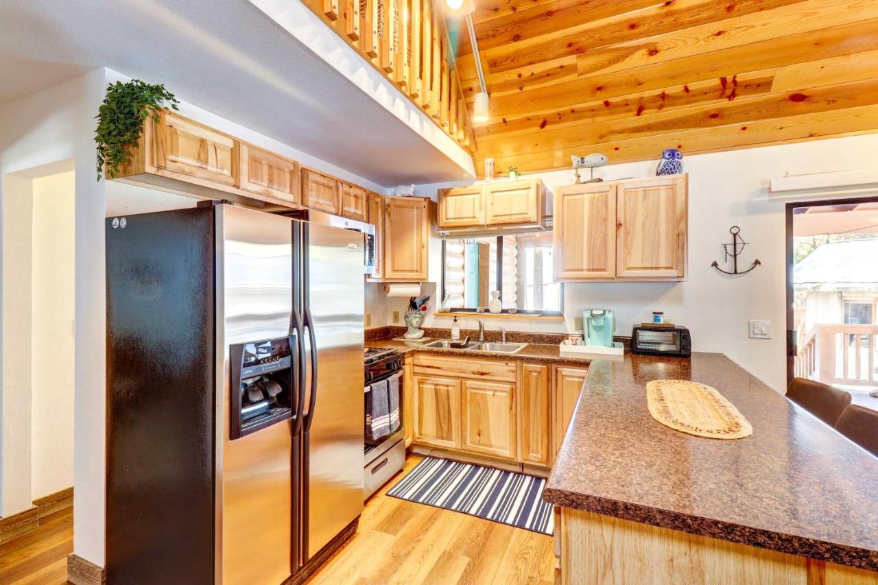 Lakeside Cabin Rental With Hot Tub - Close To Hiking Pinetop-Lakeside Exteriör bild